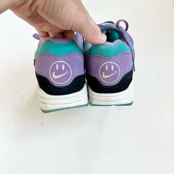 Nike Air Max 1 Have A Nike Day Sz 8 Mens Space Purple Black Smiley Face Sneakers - Picture 5 of 9